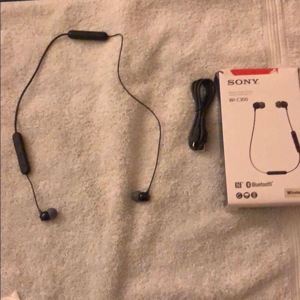 Sony WI-C300 wireless Bluetooth headphones